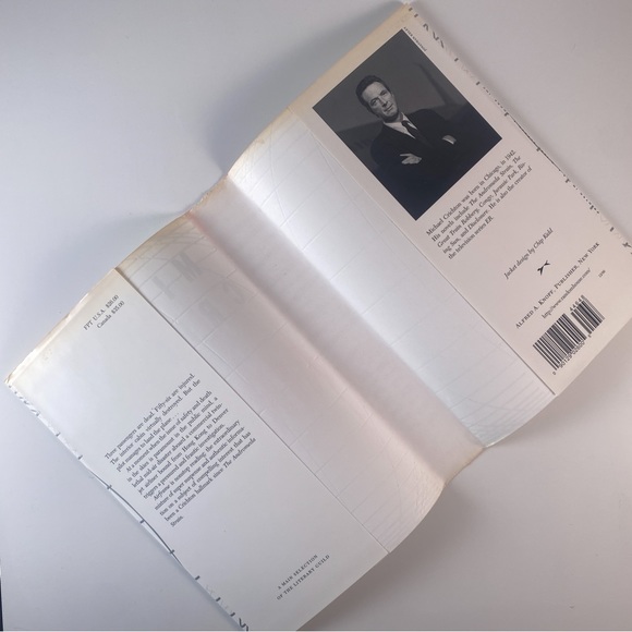 2/$30 -  Airframe by Michael Crichton - Picture 4 of 14